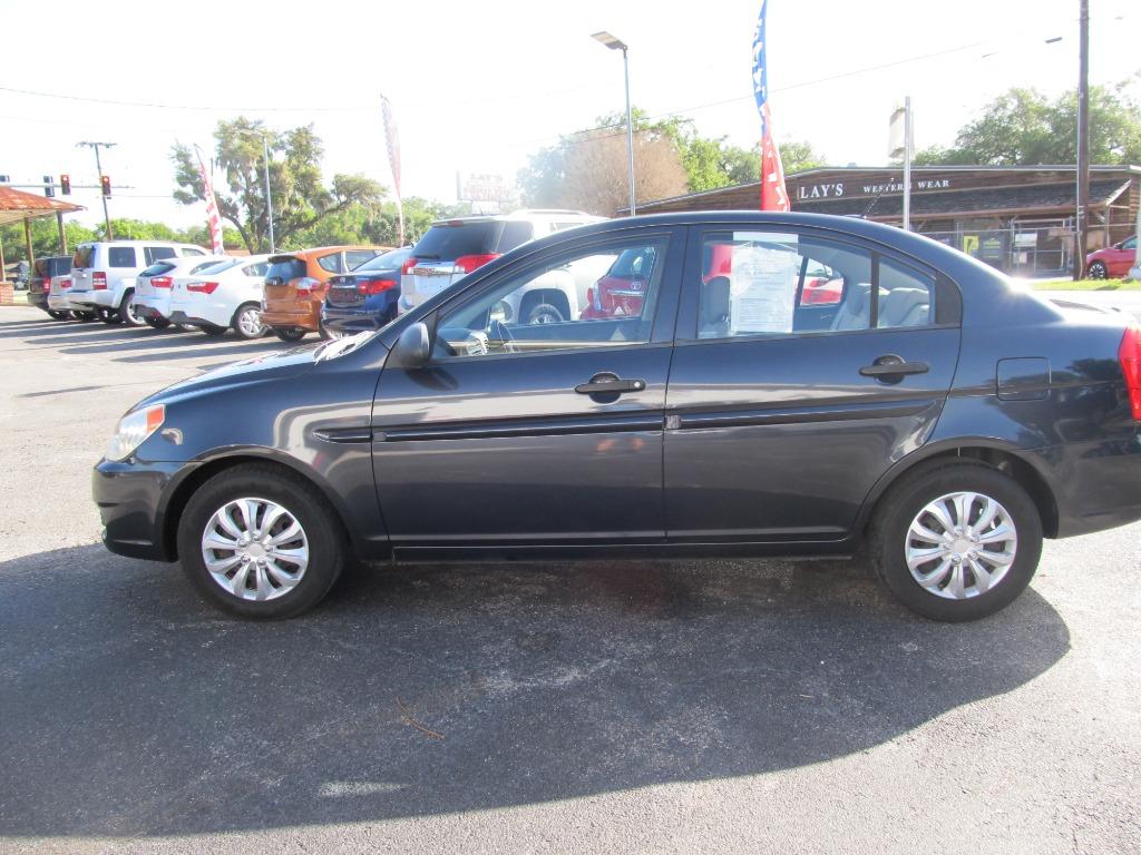 2009 Hyundai Accent GLS