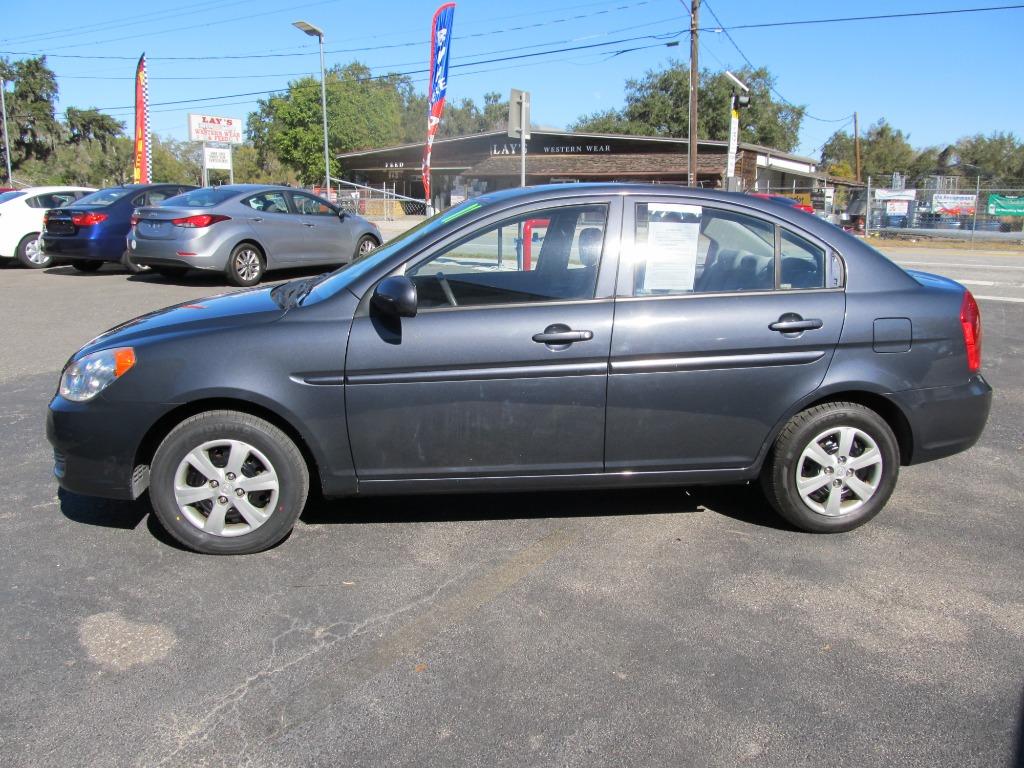 2011 Hyundai Accent GLS