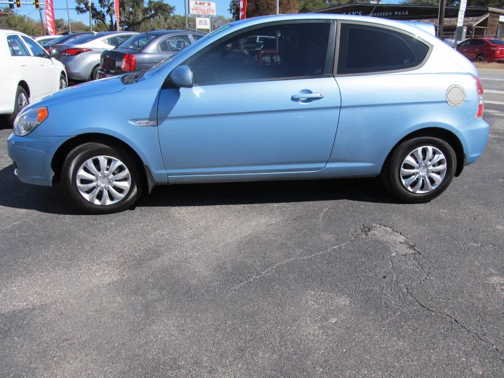 2011 Hyundai Accent GL