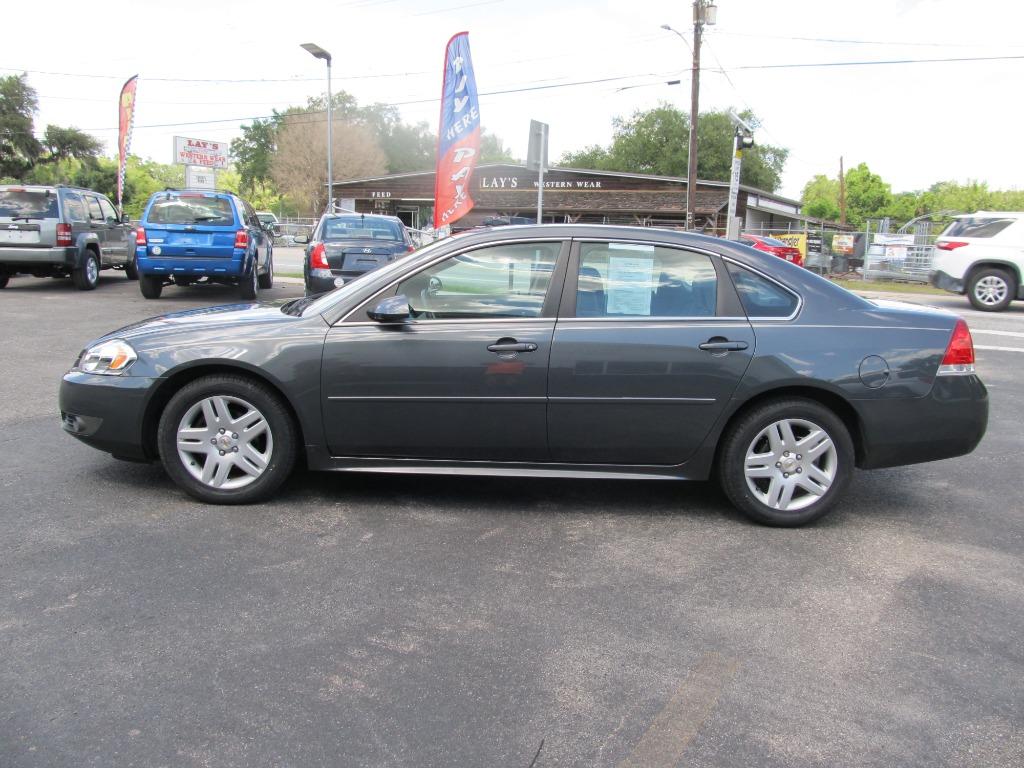 2011 Chevrolet Impala LT's photo